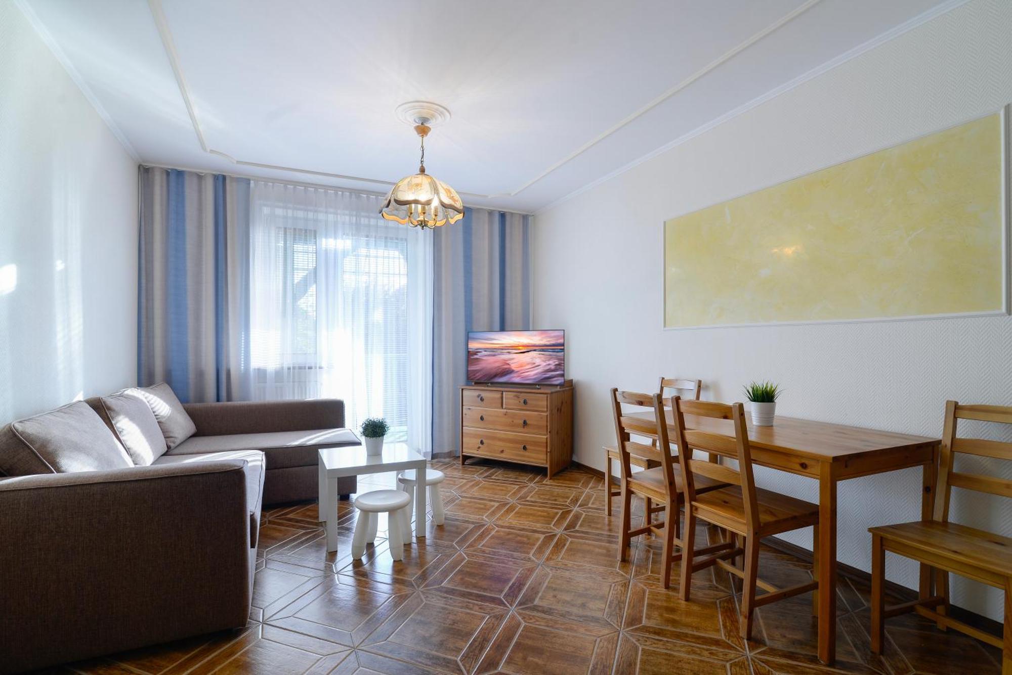 Pionow Rodzinne Apartamenty Urocza 10 Krynica Morska Exteriör bild