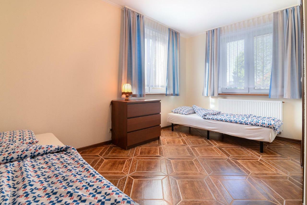 Pionow Rodzinne Apartamenty Urocza 10 Krynica Morska Exteriör bild