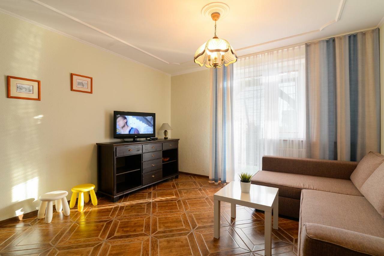 Pionow Rodzinne Apartamenty Urocza 10 Krynica Morska Exteriör bild